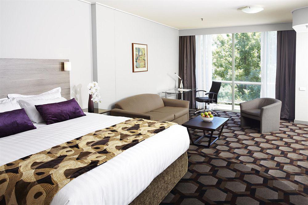 Rydges Canberra Exterior foto